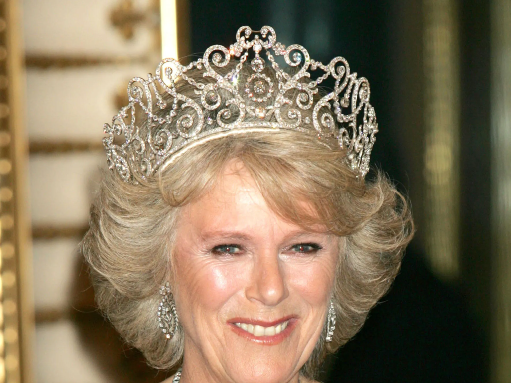 Most Expensive Tiaras of The British Royal Family Collection tiaras of the british royal family