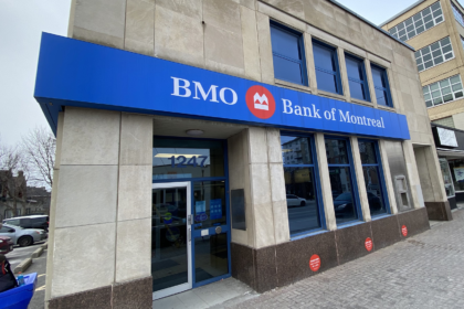 Bank of Montreala